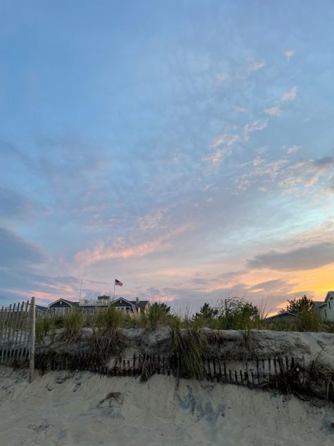 Delaware Aesthetic, Florida Beach Town Aesthetic, Lewes Beach Delaware, Heart Bones, Rehoboth Beach Delaware Photography, Bethany Beach Delaware, Car View, Potter Wallpaper, Bethany Beach