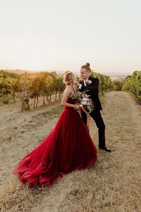 Vineyard Wedding Italy Claudia Santi Photography Dress Gown Bride Bridal Red #wedding #redweddingdress #italywedding Red Wedding Gowns Brides, Wine Wedding Dresses, Maroon Wedding Dress, Burgundy Wedding Dress, Non White Wedding Dresses, Anna Campbell Bridal, Red Wedding Gowns, Red And White Weddings, Red Bridal Dress