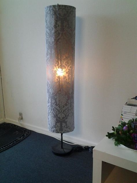 IKEA Hackers: The romantic Holmö I think put a sheet of tracing paper under the fabric to prevent burning & spread the light better. Floor Lamp Makeover, Ikea Floor Lamp, Ikea Lighting, Lighting Hacks, Types Of Fabric, Paper Floor Lamp, Ikea Lamp, Lampshade Makeover, Lamp Makeover