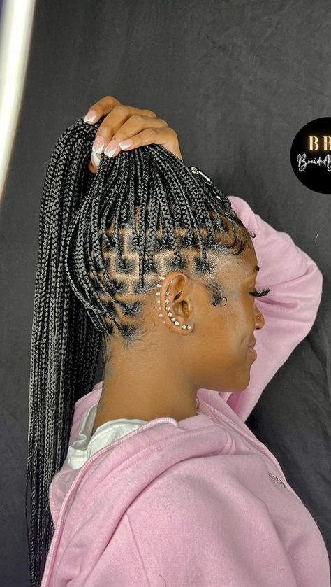 Small Parts For Braids, Small Braids Medium Parts, Small But Length Knotless Braids, Small Knotless Braids Aesthetic, Cute Small Knotless Braids, Small Knotless Chart, Small Knotless Layout, Small Knotless Box Braids Knee Length, Small Knotless Braids Layout