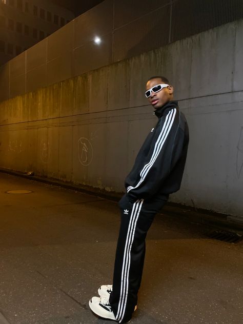 Adidas Fashion Man, Tracksuit Styling, Adidas Tracksuit Outfit, Adidas Tracksuit Mens, Adidas Sweatsuit, Track Suit Outfit, Athleisure Outfits Fall, Adidas Outfit Men, Tracksuit Outfit