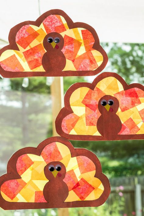 Need a quick and easy fall craft to keep the kids busy? This Turkey Suncatcher Craft is such an easy craft. Print off the turkey template provided, add tissue paper to contact paper and top with the turkey. These Thanksgiving suncatchers look so pretty hanging up in your windows! Turkey Window Craft, Contact Paper Preschool Crafts, Easy Thanksgiving Art Projects For Kids, Turkey Craft For Infants, Turkey Window Art, Toddler Turkey Art, Tissue Paper Turkey Craft, Infant Turkey Crafts, November Themed Crafts