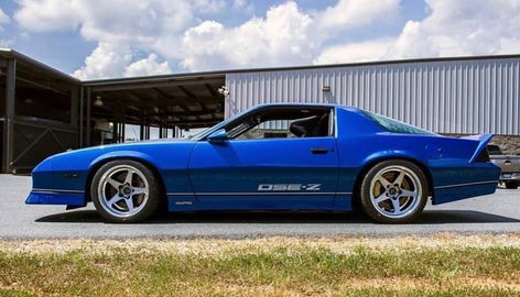 My 1st car Iroc Z28 Camaro, 3rd Gen Camaro, Camaro Custom, Z28 Camaro, Car Wheels Diy, Camaro Iroc, Camaro Car, Chevy Cars, Performance Wheels