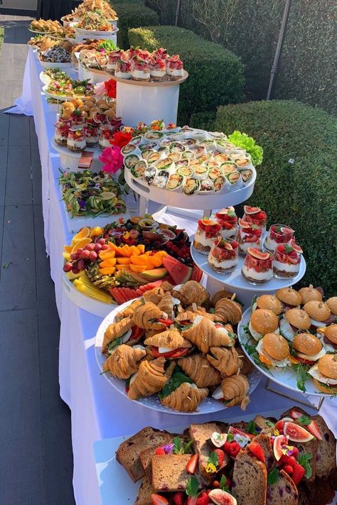 13 Cheap Graduation Party Food Ideas You Can Easily Make - Its Claudia G Food For Engagement Party, Engagement Party Food Ideas Appetizers, Grad Party Ideas Food, Small Graduation Party, Engagement Party Appetizers, Grad Party Food Ideas, Graduation Party Ideas Food, Engagement Party Food Ideas, Classy Graduation Party