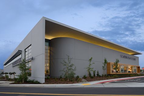 Modern Factory Architecture, Modern Warehouse Design, Warehouse Design Exterior, Terminal Bus, Retail Architecture, Factory Architecture, Hospital Architecture, Modern Factory, Warehouse Design