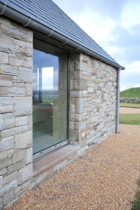 House in Blacksod Bay by Tierney Haines Architects Seaside House, Country House Design, Irish Cottage, Decoration House, Casa Country, Small Courtyards, Modern Barn, Architect House, House Extensions