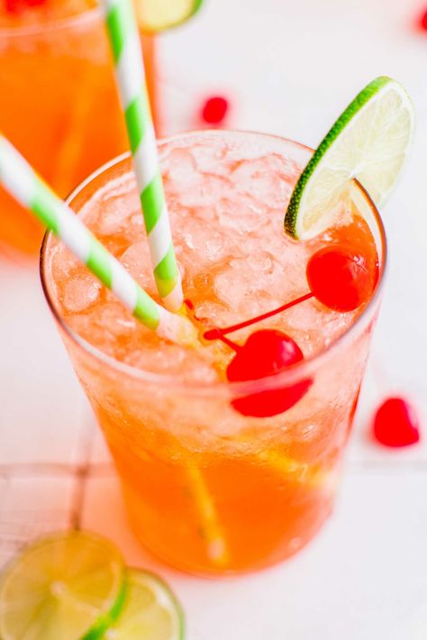 Copycat Diet Cherry Limeade - Copycat Sonic Limeade Drink Sonic Diet Cherry Limeade Recipe, Cherry Limeade Recipe, Limeade Drinks, Sonic Cherry Limeade, Diet Sprite, Sonic Drinks, Strawberry Basil Lemonade, Flavored Liquor, Strawberry Limeade