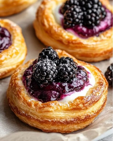 Blackberry Cheese Danish, Sugar Plum Cheese Danish, Blackberry Danish, Blackberry Curd, Raspberry Danish, Blackberry Cream Cheese, Cream Cheese Danishes, Cheese Danishes, Cream Cheese Danish