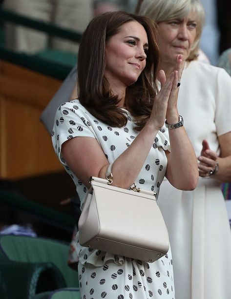 Princess Catherine Of Wales, Catherine Of Wales, Celebrity Handbags, Kate Bags, Green Clutches, Jimmy Choo Handbags, Princess Catherine, Catherine Elizabeth Middleton, Suede Clutch