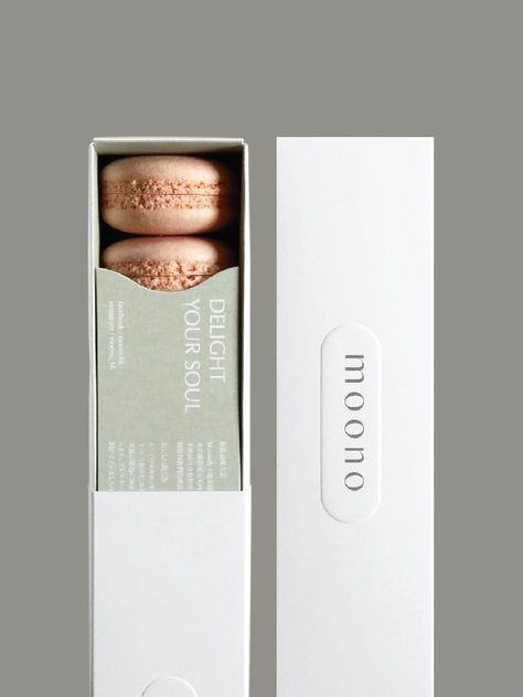 Mint green macaron packaging design. A beautiful modern and feminine food packaging that is pretty and elegant. Macaron Packaging, Bakery Packaging Design, Chocolate Packaging Design, Luxury Packaging Design, Baking Packaging, Dessert Packaging, Bakery Packaging, Branding Design Packaging, Cookie Packaging