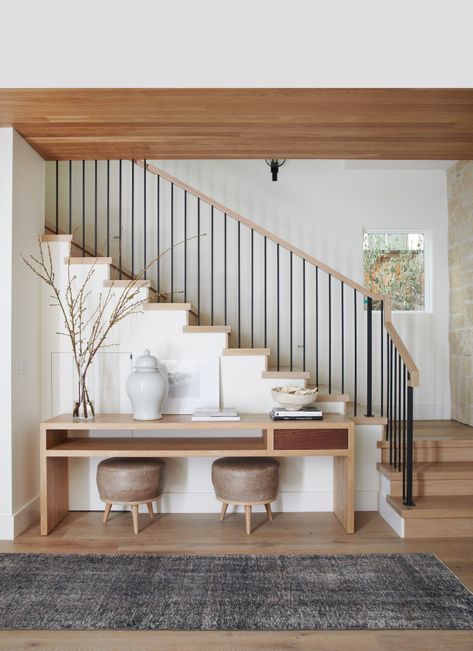 Stairs Renovation, Interior Design Minimalist, Stair Case, Home Stairs Design, Emily Henderson, House Stairs, Under Stairs, Staircase Design, Stairs Design