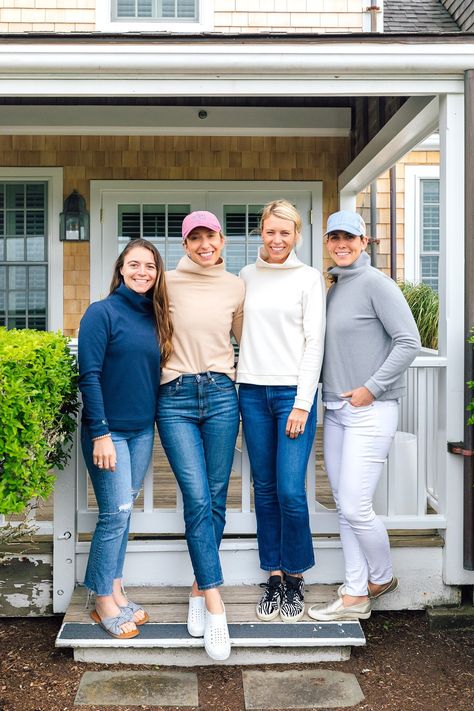 Nantucket Style Outfit, New England Preppy Style Summer, Marthas Vineyard Outfits Fall, Nantucket Mom Aesthetic, Fall Girls Trip Outfits, Martha’s Vineyard Fall Outfits, Annapolis Maryland Outfits, West Coast Grandma Style, Nantucket Womens Style