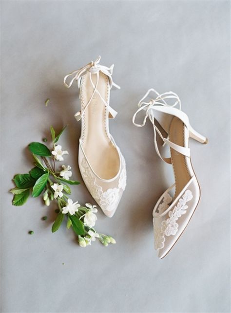 Country Shoes Boots, Low Heels Wedding, Shoes Low Heels, Bella Belle Shoes, Bohemian Style Gown, Comfortable Wedding Shoes, Belle Shoes, Lace Wedding Shoes, Classic Black Boots