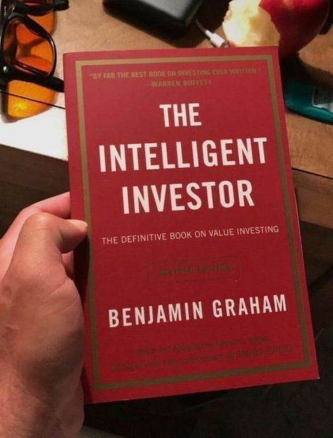 The Intelligent Investor, Benjamin Graham, Business Books Worth Reading, Entrepreneur Books, Empowering Books, Best Self Help Books, Books To Read Nonfiction, 100 Books To Read, Self Development Books