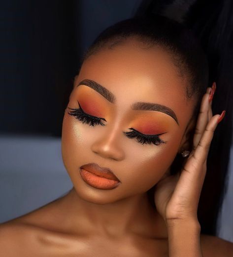 Fall Make Up Looks Black Women, Fall Eyeshadow Looks Black Women, Orange Lipstick Looks, Orange Lipstick Makeup Looks, Smokey Orange Eye Makeup, Orange Makeup Black Women, Makeup Look On Black Women, Orange And Gold Makeup, Orange Eyeshadow Looks Black Women