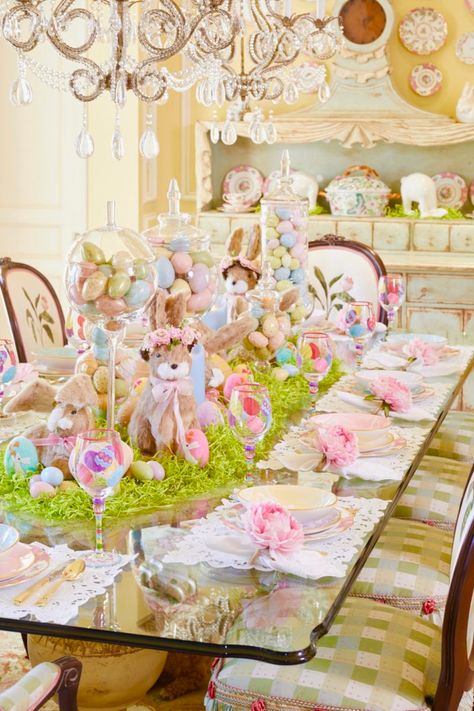 Easter Brunch Table Setting, Colorful Easter Table, Beautiful Brunch, Brunch Table Setting, Easter Brunch Table, Easter Dinner Table, Spring Table Settings, Tafel Decor, Brunch Table