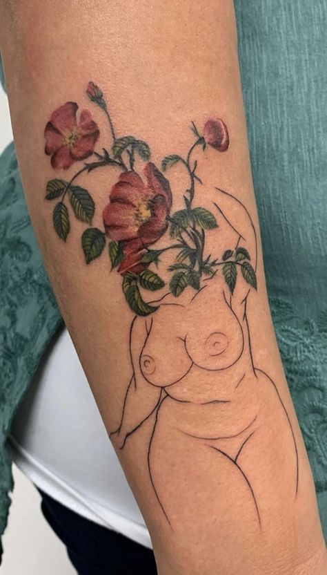 Thick Woman Tattoo, Thick Body Tattoo, Naked Lady Plant Tattoo, Plus Size Woman Tattoo, Plus Size Silhouette Art, Curvy Girl Tattoos, Plus Size Arm Tattoo, Plus Size Thigh Tattoo, Plus Size Tattooed Women