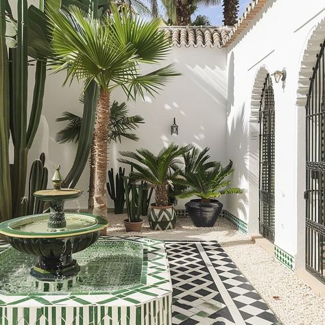 Andalusian House Design, Andalucian House, Andalusian Interior Design, Outdoor Courtyard Design, Spanish Yard, Hacienda Patio, Riad Courtyard, Andalusian Decor, Spanish Style Home Interior