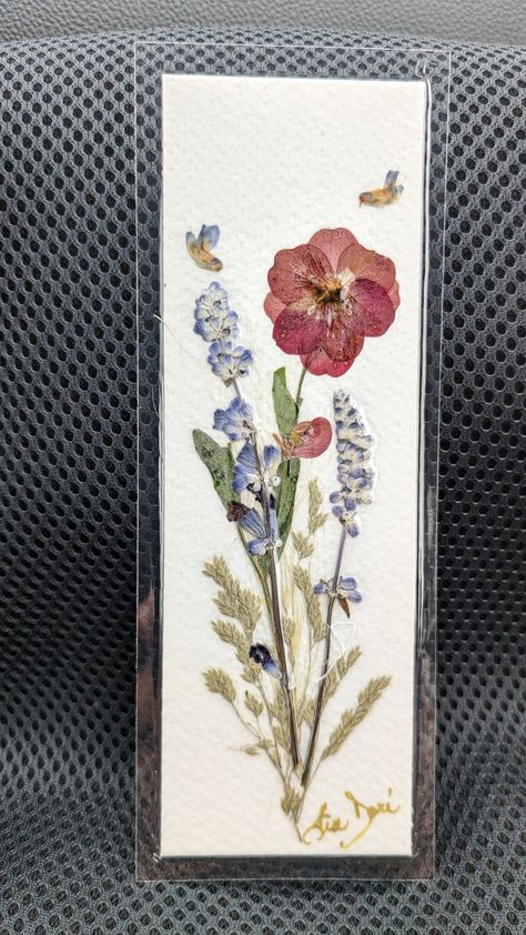 Pressed flower crafts