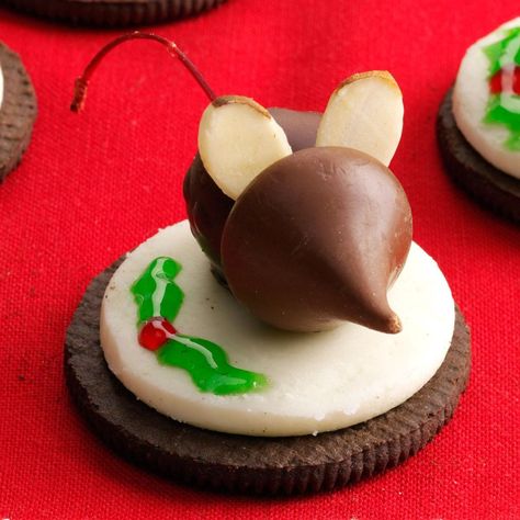 Mice Cookies, Mouse Recipes, Italian Rainbow Cookies, Recipe Cookbook, Rainbow Cookies, Best Christmas Cookies, Melting Chocolate Chips, Cookies Decorated, Christmas Mouse