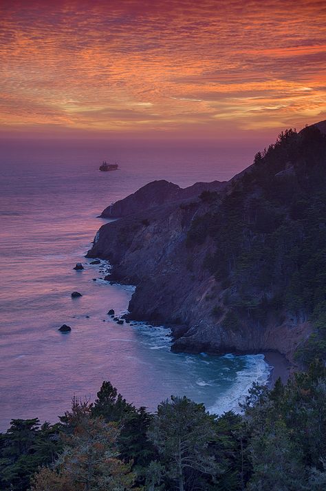 Dusk from the Marin Headlands, Marin County CA Marin Headlands, Dusk Sky, Twilight Photos, Cargo Ship, Night Sky Wallpaper, Mill Valley, California Landscape, Marin County, San Francisco Travel