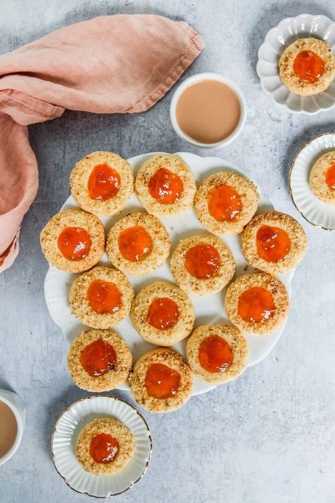 Hungarian Thumbprint Cookies Hungarian Cookies, Small Cookies, Thumbprint Cookies Recipe, Easy Summer Desserts, Buttery Cookies, Thumbprint Cookies, Food Garden, Summer Dessert, Easy Summer