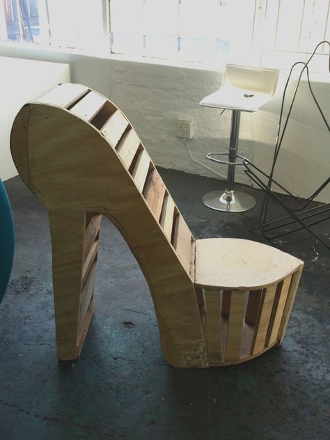 well heeled... Shoe Chair, Diy Heels, Store Shelves Design, Luxury Sofa Living Room, Latest Sofa Designs, Luxury Dining Tables, Corner Sofa Design, Furniture Details Design, Carved Furniture