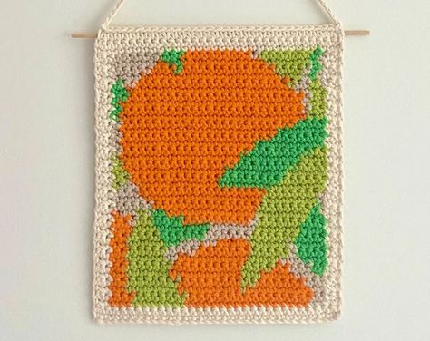 Knit Fruit, Crochet Tapestry Pattern, Bucket Hat Pattern, Tapestry Pattern, Orange Crochet, Hanging Diy, Crochet Wall Hangings, Latch Hook Rugs, Vintage Crochet Pattern