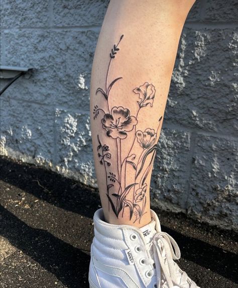 Poppy Flower Tattoo Leg, Women Pelvis Tattoo, Word Into Flower Tattoo, Flower On Leg Tattoo, Open Flower Tattoo, Tattoo Leg Flower, Leg Garden Tattoo, Leg Tattoos Aesthetic Simple, Leg Flowers Tattoo