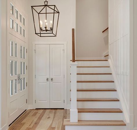 Benjamin Moore Seapearl OC-19 Wall walls and ceilings are painted in Benjamin Moore Seapearl OC-19 Trim and Wainscoting are Benjamin Moore White Dove Benjamin Moore Seapearl OC-19 Benjamin Moore Seapearl OC-19 Benjamin Moore Seapearl OC-19 Benjamin Moore Seapearl OC-19 #BenjaminMooreSeapearl #BenjaminMooreOC19 #BenjaminMoore #Paintcolors Barely There Benjamin Moore, Benjamin Moore Seapearl Trim, Bm Sea Pearl Paint, Strand Of Pearls Benjamin Moore Paint, Bm Seapearl Walls, Bm White Down, Benjamin Moore Sea Pearl Paint, Seapearl Benjamin Moore Exterior Paint, Benjamin Moore Strand Of Pearls