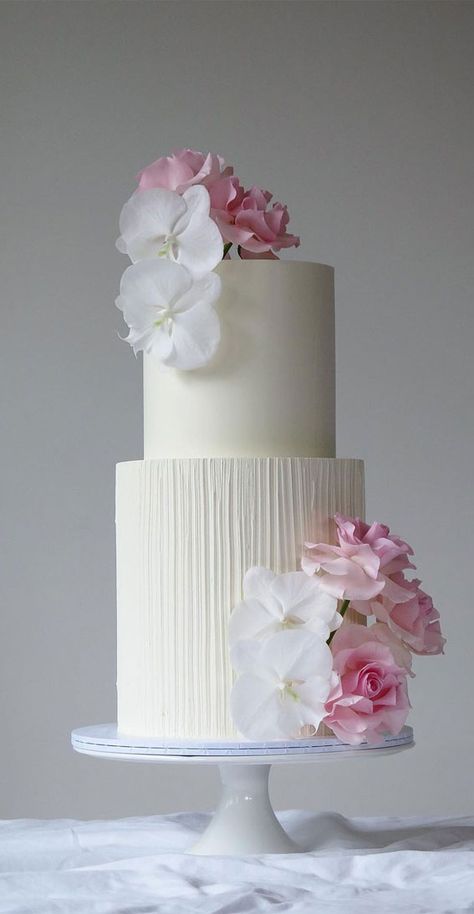 Fondant Two Tier Cake, Pastel, White Cake With Pink Roses, Modern Wedding Cake 3 Tier, Two Tier Pink Birthday Cake, Simple 3 Tier Wedding Cake, 2 Tier Cake Designs, Simple Two Tier Wedding Cake, 2 Tier Fondant Cake