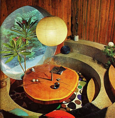 70s atompunk home design 70s Interior Design, Conversation Pit, 70s Interior, Sunken Living Room, Retro Interior Design, 70s Home, 70s Decor, Retro Interior, Earthship