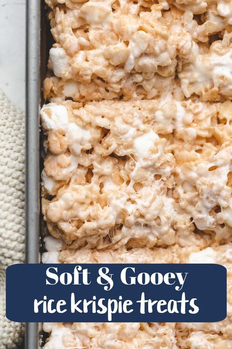 The best rice krispie treats recipe! This easy recipe makes thick, soft and gooey rice krispie treats with 3 ingredients in just 15 minutes. Gooey Rice Krispie Treats, Oreo Rice Crispy Treats, Homemade Rice Crispy Treats, The Best Rice Krispie Treats, Best Rice Krispie Treats Recipe, Best Rice Krispie Treats, Rice Crispies Recipe, Homemade Rice Krispies, Rice Krispie Treats Recipe