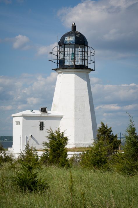 Prudence Island Lighthouse, Portsmouth, Rhode Island Portsmouth Rhode Island, Boat Life, Light Houses, Portsmouth, Rhode Island, Lighthouse, Landscape Photography, Photo Sharing, Around The Worlds