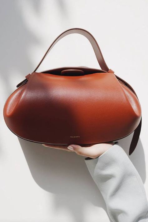 Red Tote, Popular Bags, Round Bag, Leather Handbags Tote, Casual Bags, Fashion Handbags, Satchel Bags, Shoulder Bag Women, Crossbody Shoulder Bag