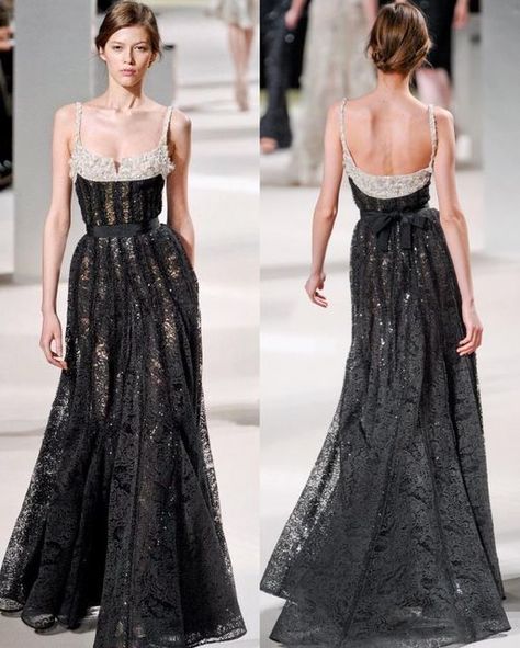 F F V on Instagram: "I’m in love ❤️ Elie Saab 2011 . . #eliesaab#eliesaabcouture#eliesaabdress#hautecouture" Debutante Dresses, Black Dress Style, Womens Trendy Dresses, Pretty Prom Dresses, Runway Dresses, Gala Dresses, Evening Dresses Elegant, Couture Gowns, Glam Dresses