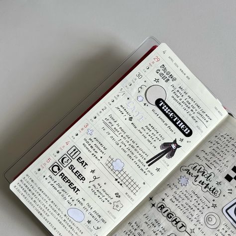 Journal Inspo Ideas, Muji Journal, Muji Planner, Hobonichi Journal, Midori Journal, Wash Tape, 2025 Planner, Bullet Journal Month, Handwriting Examples