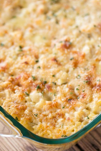 Old School Chicken and Rice Casserole - seriously THE BEST!!! Everyone cleaned their plate and went back for seconds - even our picky eaters!!! Chicken, cream of chicken, cream of mushroom, cream of celery, onion powder, garlic powder, water, milk, instant rice and parmesan cheese. This has quickly become a family favorite! We make it at least once a month. SO good!! Crowd Recipes, Chicken And Rice Casserole, Chicken Rice Casserole, Cream Of Celery, Rice Casserole Recipes, Instant Rice, Poultry Dishes, Celery Soup, Cream Of Mushroom