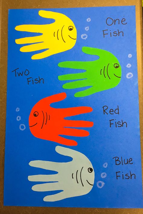 One Fish Two Fish Dr Seuss kindergarten craft Dr. Suess, Dr Seuss Activities, Dr Seuss Crafts, Seuss Crafts, March Crafts, Dr. Seuss, Dr Seuss Week, Dr Seuss Day, Red Fish Blue Fish