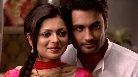 6 Reel TV Couples Who Hate Each Other In Real Life Dhrasti Dhami, Couple Indian, Indian Serial, Vivian Dsena, Drashti Dhami, Dove Pictures, Samantha Images, Indian Drama, Surbhi Chandna