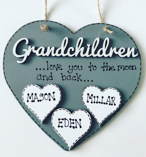 Grandchildren Sign, Personalized Gifts For Grandparents, Homemade Art, Grandad Gift, Diy Crafts To Do, Gifts For Grandparents, Heart Wall, Heart Sign, Wooden Gifts