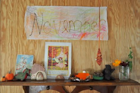 Waldorf Autumn, Nature Shelf, Welcome November, November Thanksgiving, November Activities, November Crafts, Natural Kids, Responsive Classroom, Primary Science