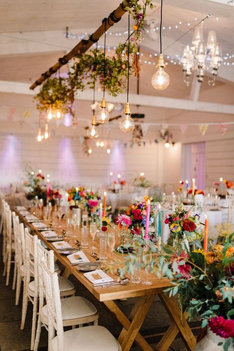 Wedding Table Decor Ideas, Wedding Ideas Rustic, Autumn Wedding Ideas, Wildflower Wedding Theme, Wedding Candles Table, Barn Wedding Decorations, Table Decor Ideas, Colourful Flowers, Bright Wedding