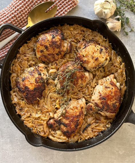 French Onion Chicken Thighs with Caramelized Onions & Orzo French Onion Chicken Thighs, Sticky Beef, Beef Broccoli, French Onion Chicken, Orzo Recipes, One Pot Dinners, Onion Chicken, Winner Winner Chicken Dinner, Appetizer Salads