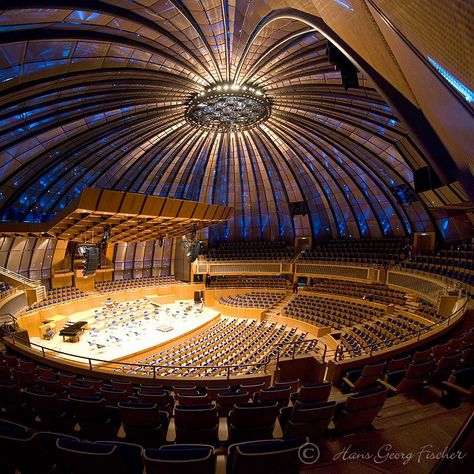 Auditorium Architecture, Church Design Architecture, Church Building Design, Auditorium Design, School Building Design, Theater Architecture, Theatre Design, Church Building, Fantasy City