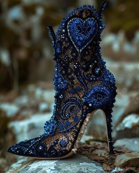 Whimsical Shoes, Fairy Shoes, Fashion Shoes Heels, Fantastic Shoes, Fantasy Dresses, Blue Suede Shoes, Stunning Shoes, Fancy Shoes, Cute Heels