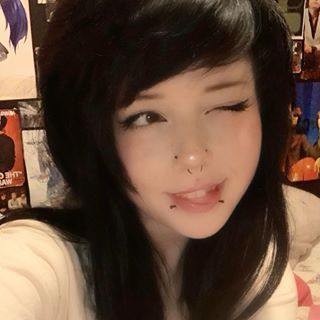 REBBY(@vampjunk) • Instagram写真と動画 Scene Girl Hair, Emo Haircuts, Emo Scene Hair, Scene Girl, Cute Goth, Alternative Makeup, Rawr Xd, Funfetti Cake, Emo Hair