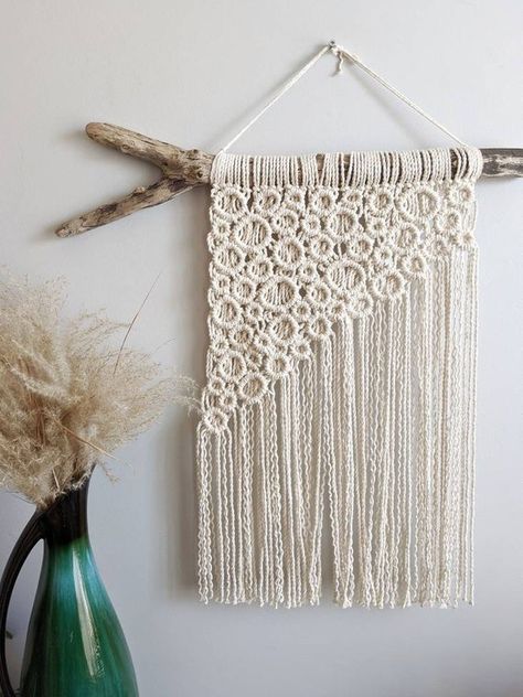 Art Macramé, Tutorial Macramé, Macrame Wall Hanger, Macrame Knots Pattern, Macrame Tapestry, Modern Wall Hanging, Macrame Wall Hanging Diy, Macrame Wall Hanging Patterns, Crochet Wall Hangings