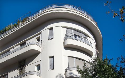 Rethinking the Athens Apartment Building - Greece Is Greece Apartment, Art Deco Houses, Athens Apartment, Greek Aesthetic, Greek Architecture, City Planner, Ideal Image, City Living, Athens Greece