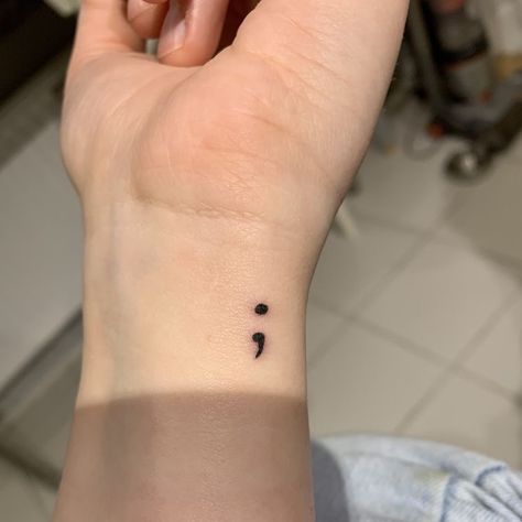 Tattoo Of Semicolon, Aesthetic Black Tattoo, Aesthetic Tattoos Semicolon, Small Semicolon Tattoo Wrist, Small Tattoos Semicolon, Aesthetic Wrist Tattoos, Semi Colon Tattoo Wrist, Semicolon Tattoo On Wrist, Small Hands Aesthetic